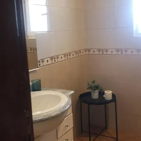 Beautiful Penthouse Two Bed Roof 阿尔布费拉