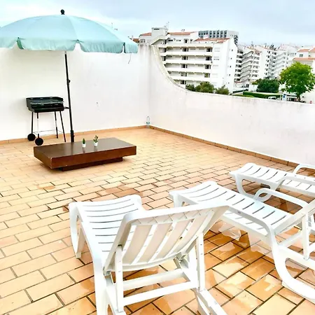 Beautiful Penthouse Two Bed Roof דירה *