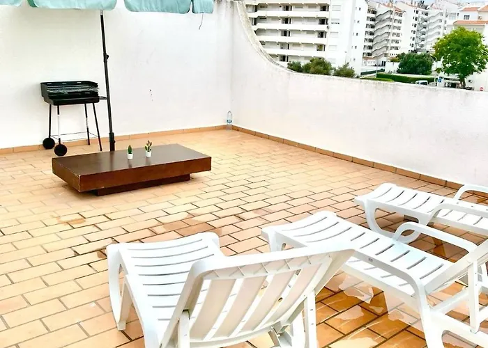 Beautiful Penthouse Two Bed Roof Apartman *